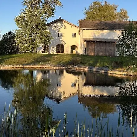 Neubergerhaus Fuer 12 Am Naturteich