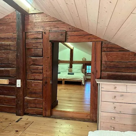Neubergerhaus Fuer 12 Am Naturteich Appartement *