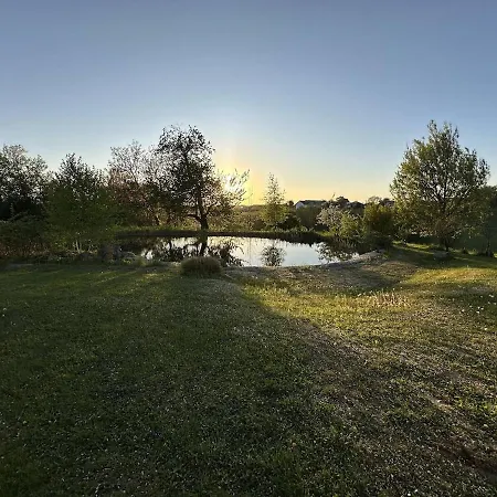 Neubergerhaus Fuer 12 Am Naturteich * Niedertaufkirchen